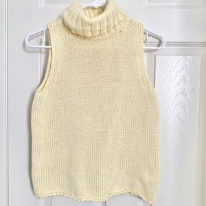 🔴 3/$15 Banana Republic turtleneck sweater